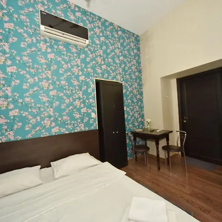 Malon Apartments Kharkiv Exterior photo