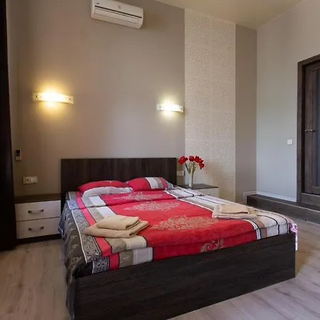 Malon Apartments Kharkiv Exterior photo